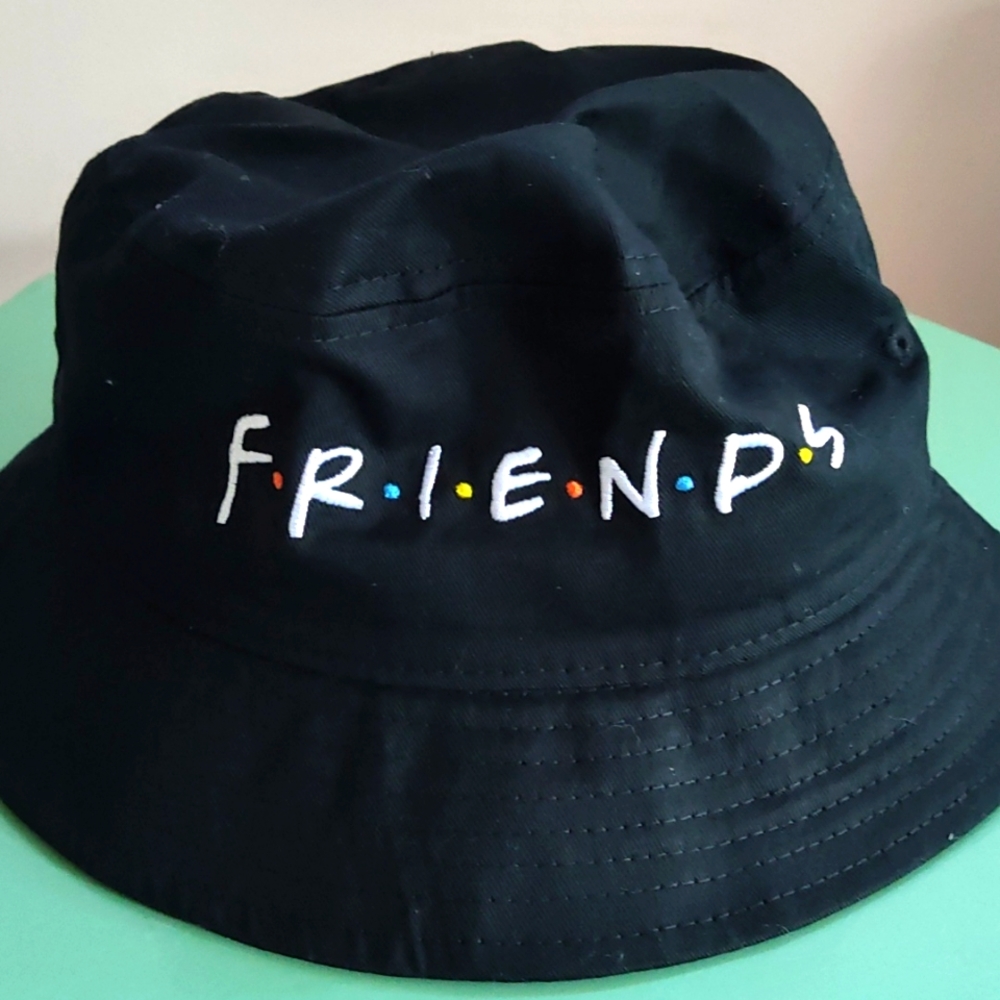 Bucket Hat